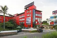 Treebo Og'S Kanthari Kochi Hotel